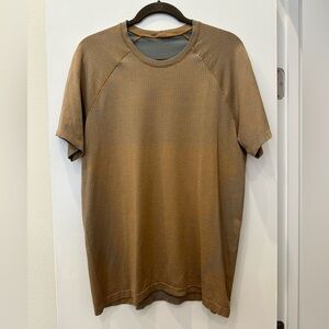 Mens Lululemon Metal Vent Tee